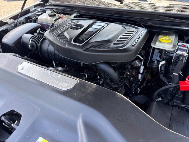 Used 2024 Jeep Grand Wagoneer L Series II w/ Quick Order Packagew 28T AWD/4WD image 30