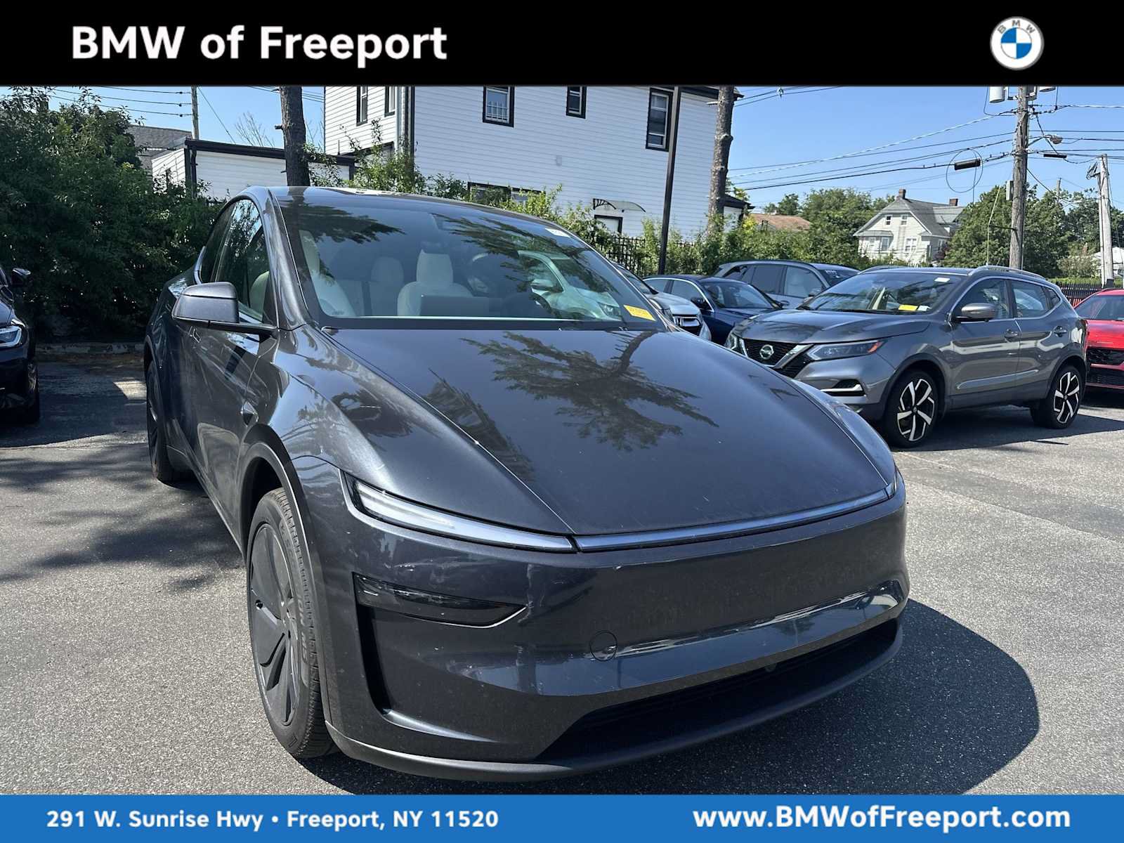 Used 2026 Tesla Model Y 2WD video 1