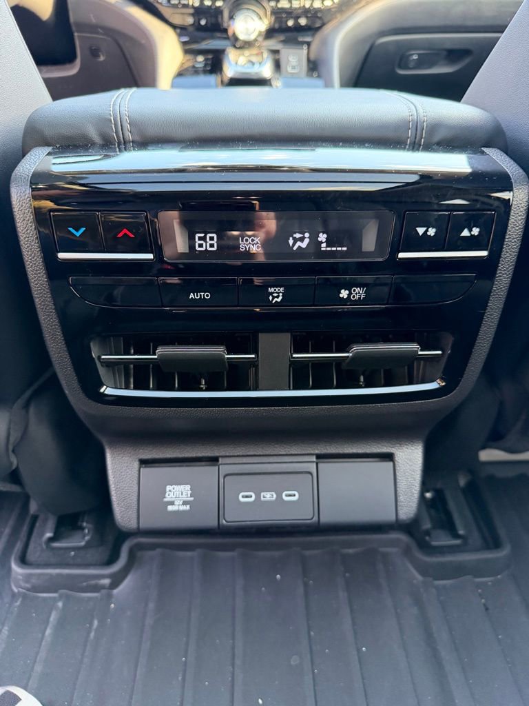 Certified 2025 Acura MDX w/ Technology Package image 14