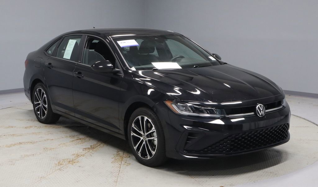 Used 2025 Volkswagen Jetta Sport