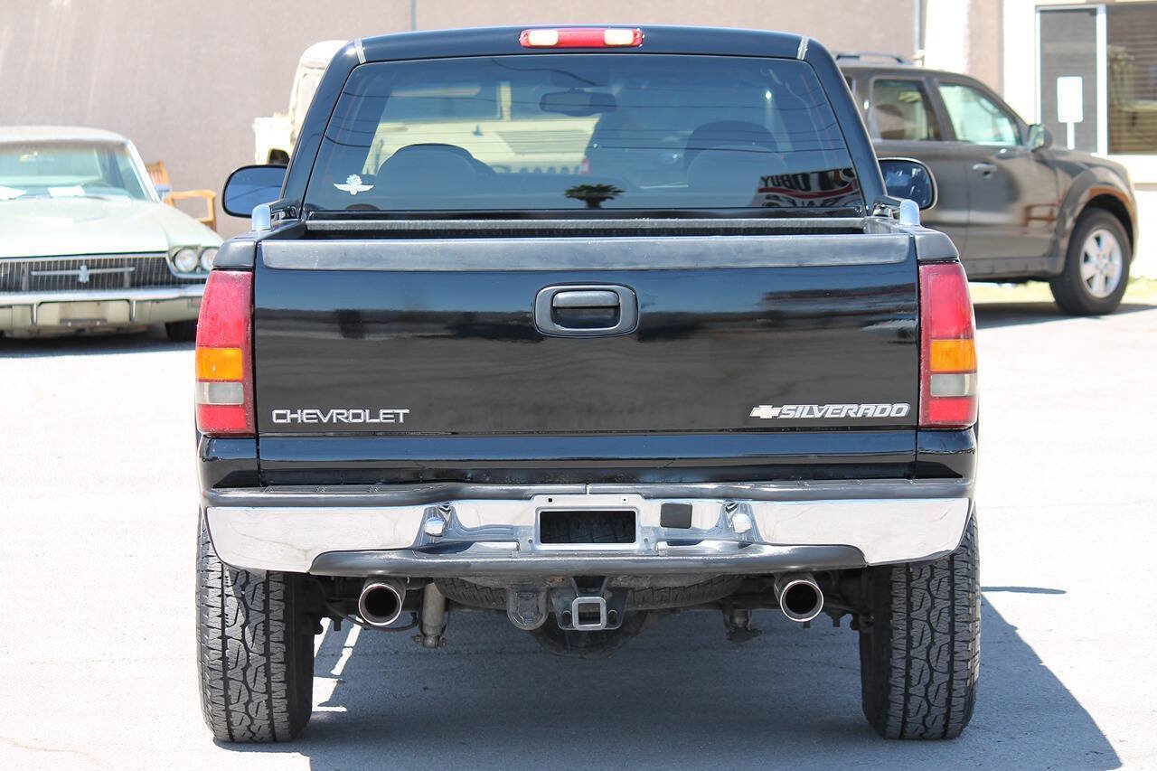 Used 1999 Chevrolet Silverado 2500 LS w/ Snow Plow Prep Pkg AWD/4WD image 7