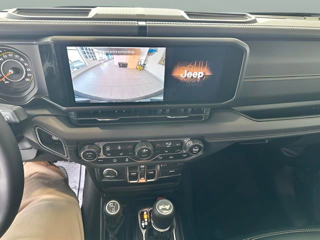 Used 2025 Jeep Wrangler Sahara w/ Safety Group image 11