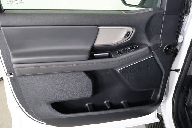 Used 2025 Ford Expedition Active image 23