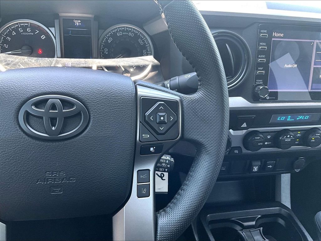 Certified 2021 Toyota Tacoma SR5 AWD/4WD image 23