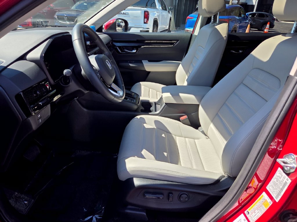 Used 2024 Honda CR-V EX-L image 3