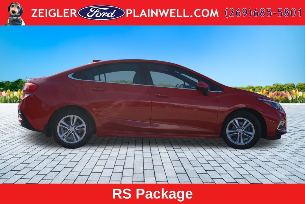 Used 2016 Chevrolet Cruze LT w/ Sun And Sound Package FWD image 6
