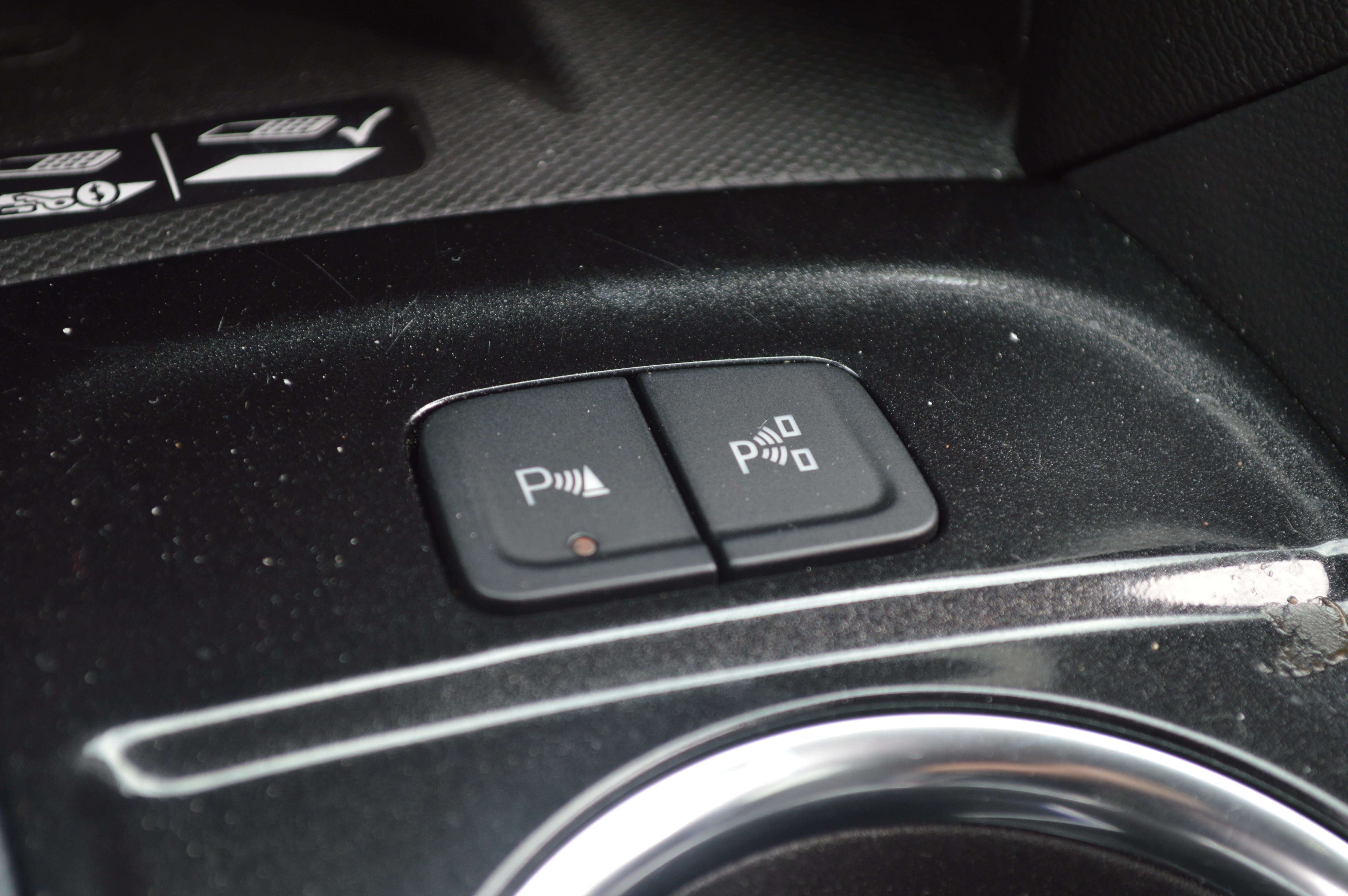 Used 2024 Chevrolet Equinox Premier AWD/4WD image 26