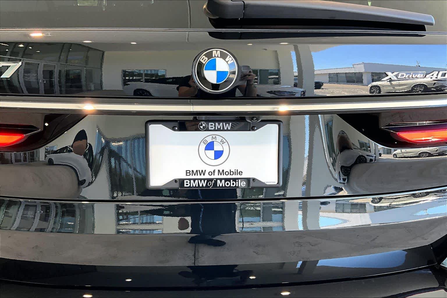 Used 2027 BMW X7 xDrive40i AWD/4WD image 30