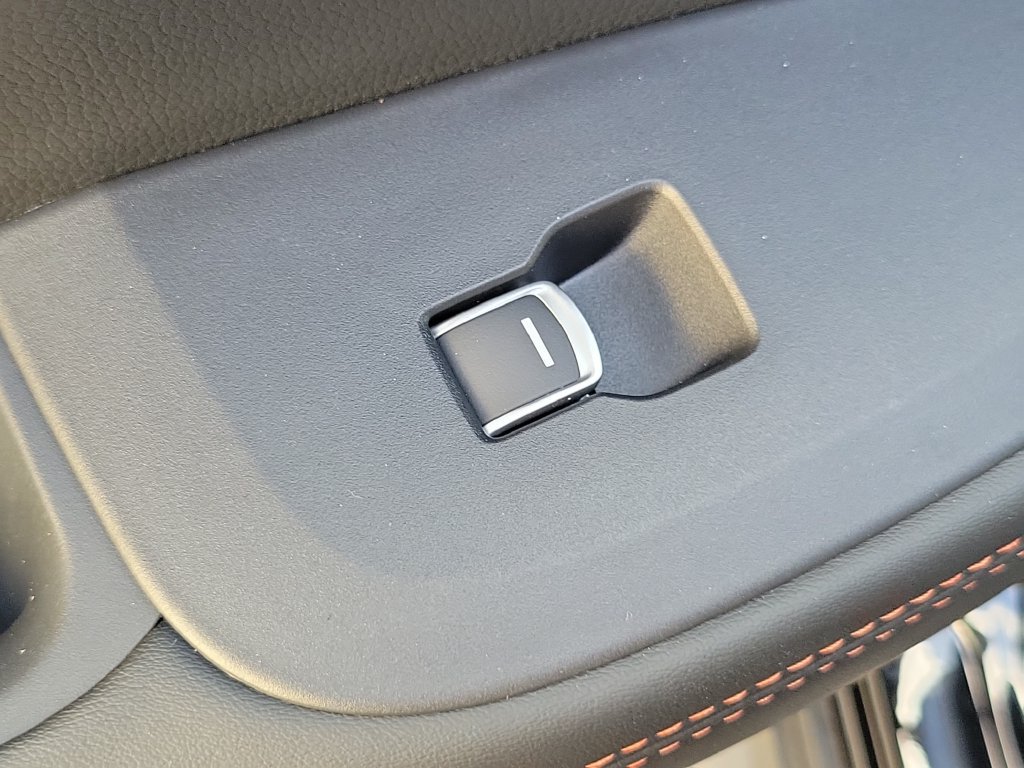 Used 2027 Honda HR-V Sport image 17