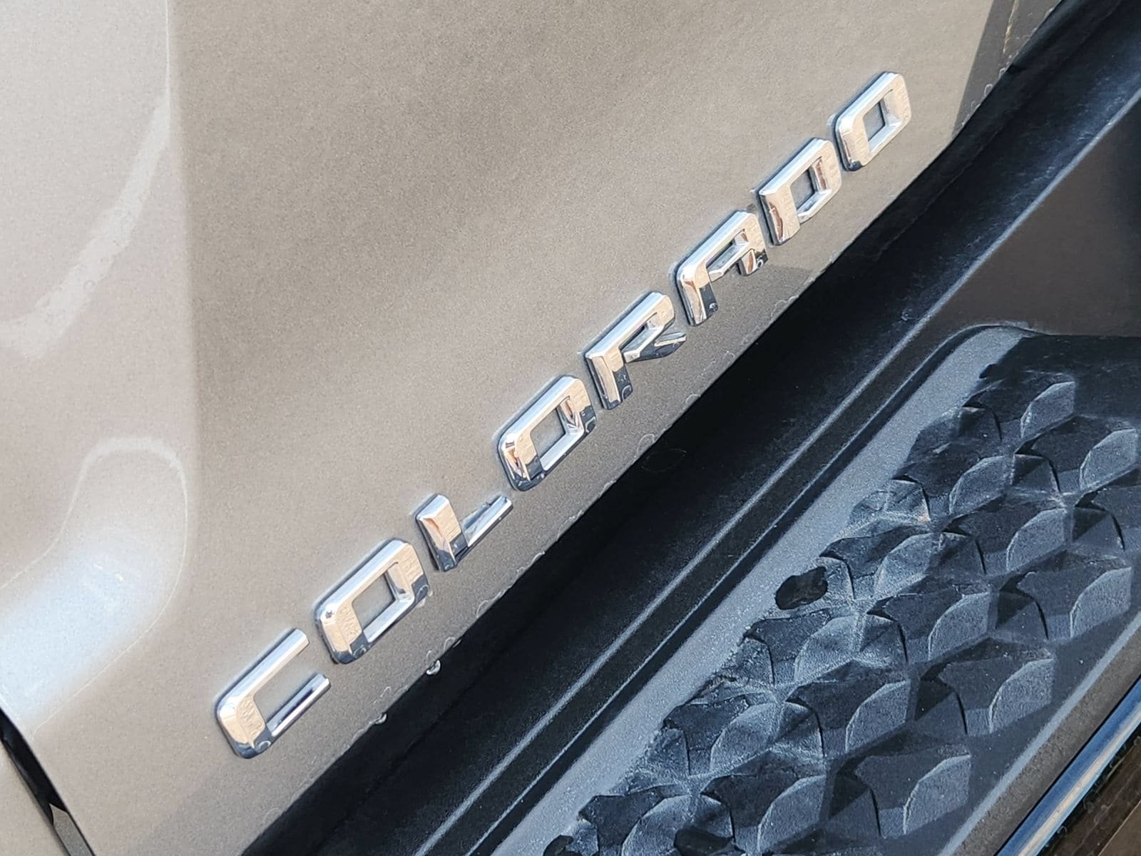 Used 2023 Chevrolet Colorado ZR2 w/ ZR2 Convenience Package III AWD/4WD image 18