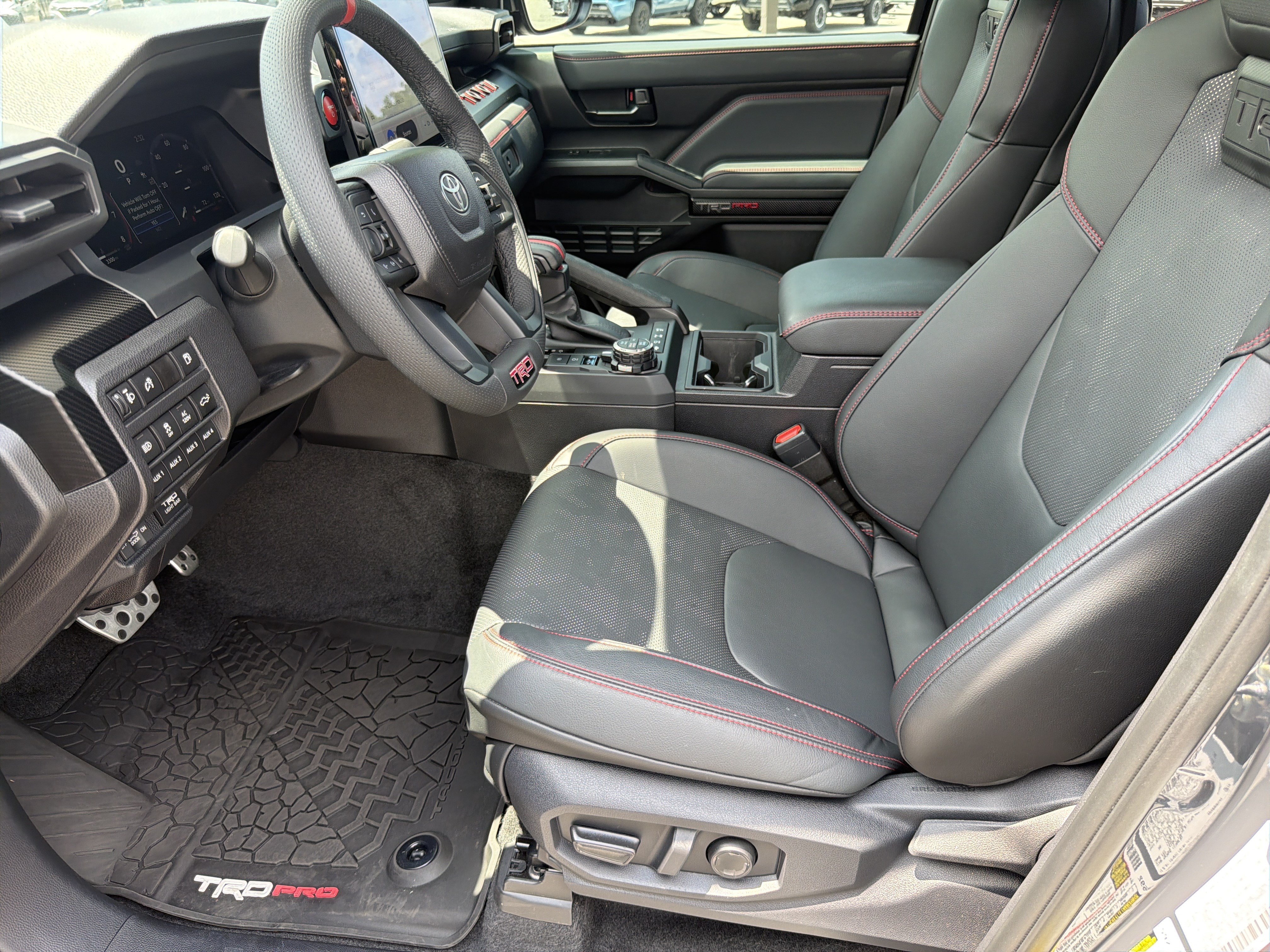 Certified 2025 Toyota Tacoma TRD Pro AWD/4WD image 19