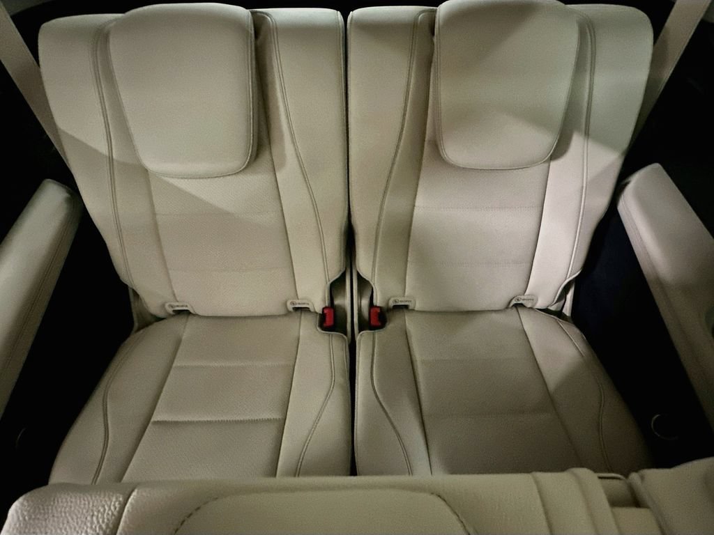 Certified 2022 Mercedes-Benz GLS 450 4MATIC image 28