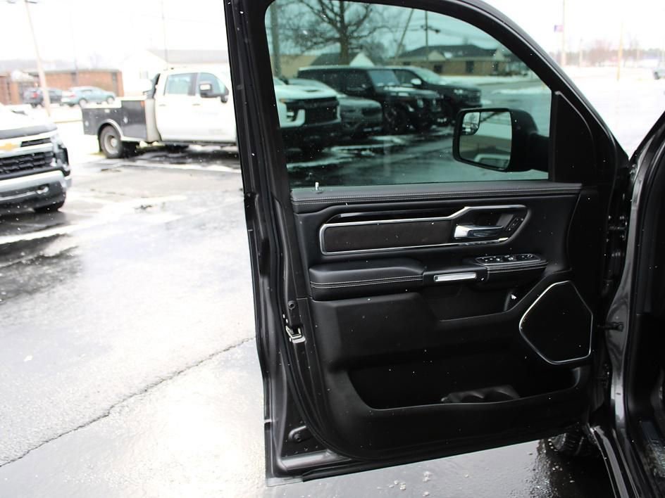 Used 2022 RAM 1500 Laramie w/ Sport Appearance Package image 16