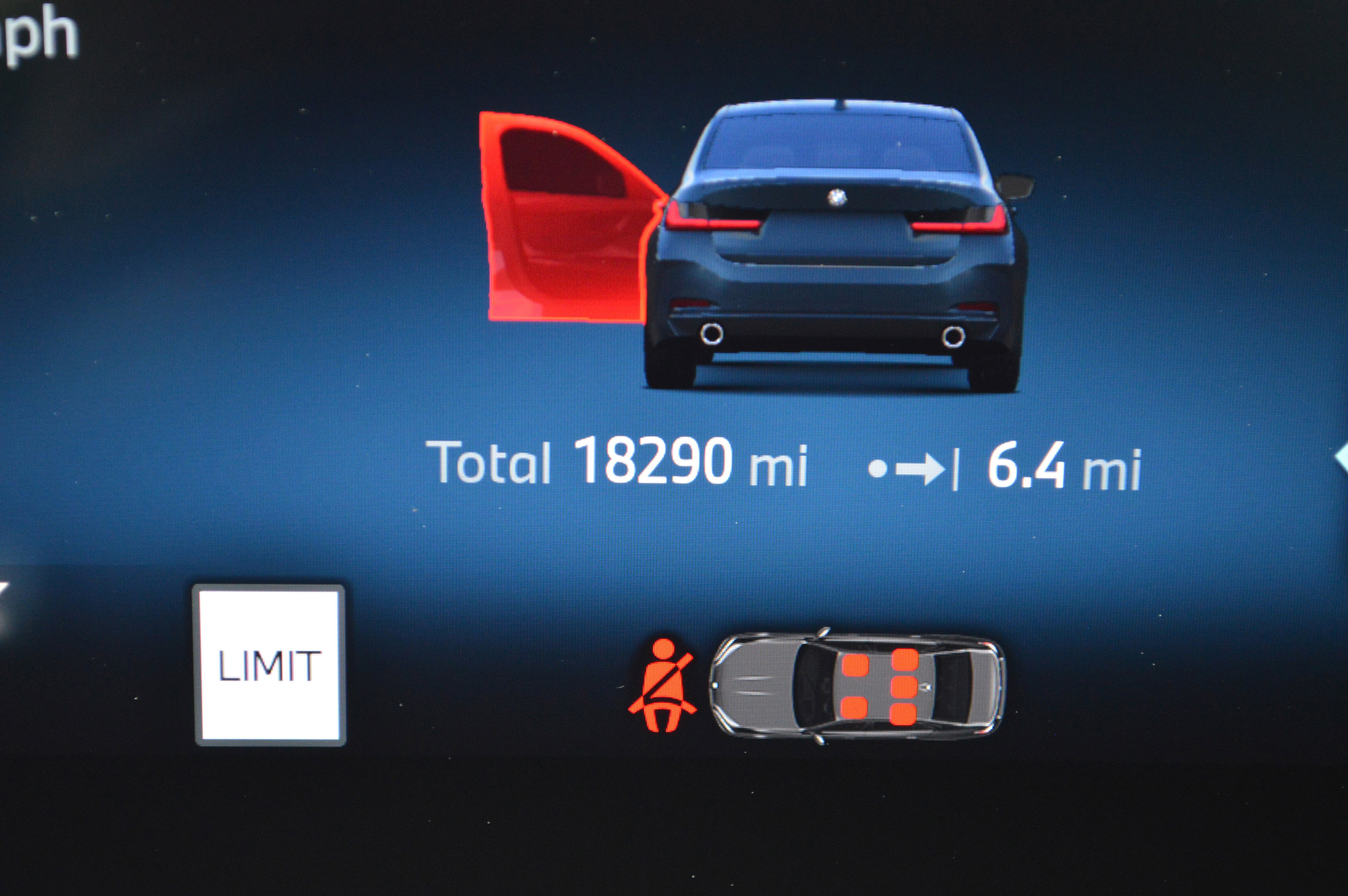 Certified 2025 BMW 330i Sedan RWD image 17