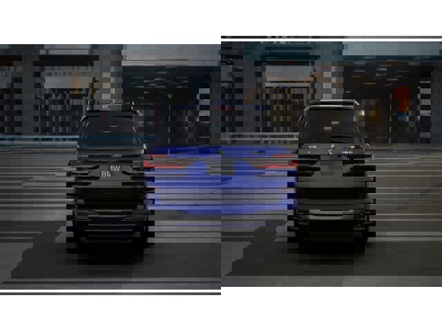 New 2026 BMW X7 M60i image 5