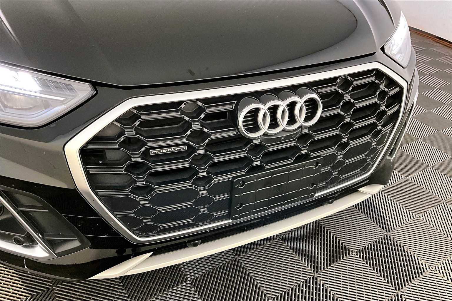 Used 2023 Audi Q5 2.0T Premium Plus w/ Premium Plus Package image 31