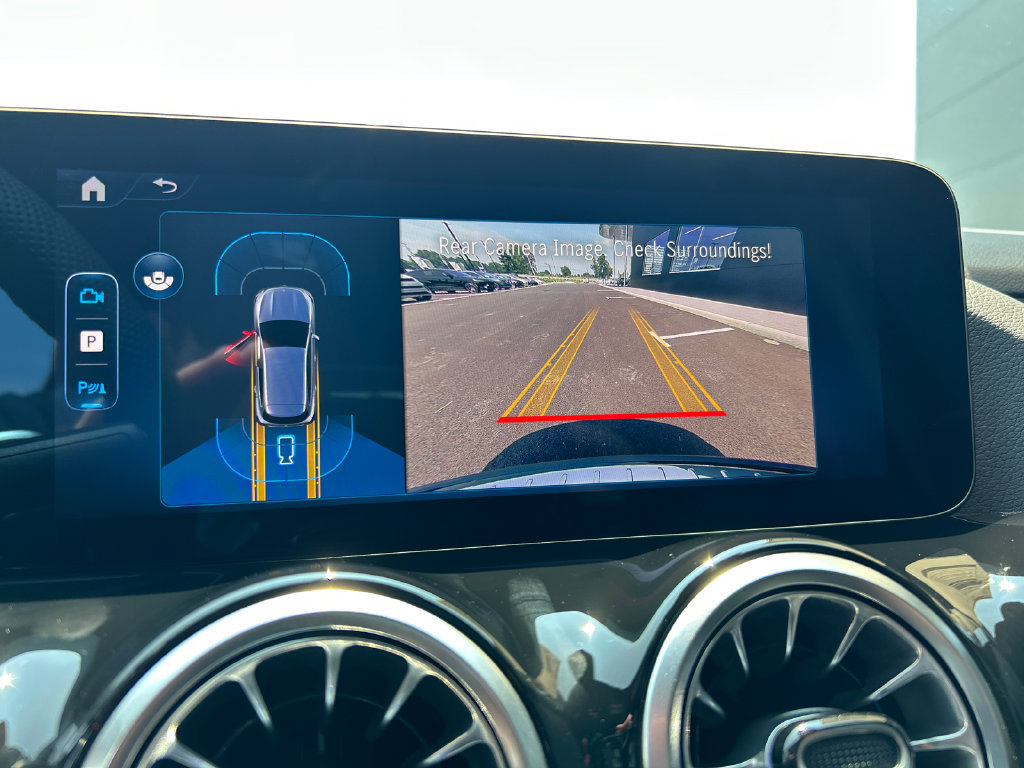 New 2026 Mercedes-Benz GLA 35 AMG 4MATIC image 20