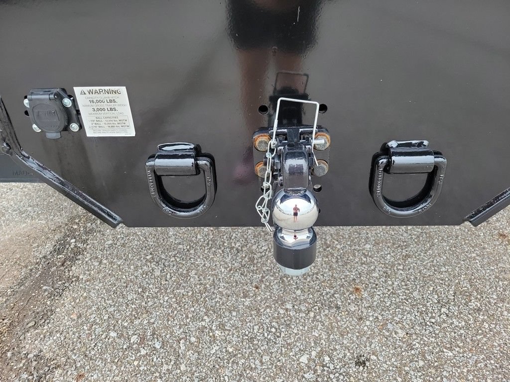 New 2024 RAM 5500 Tradesman RWD image 9
