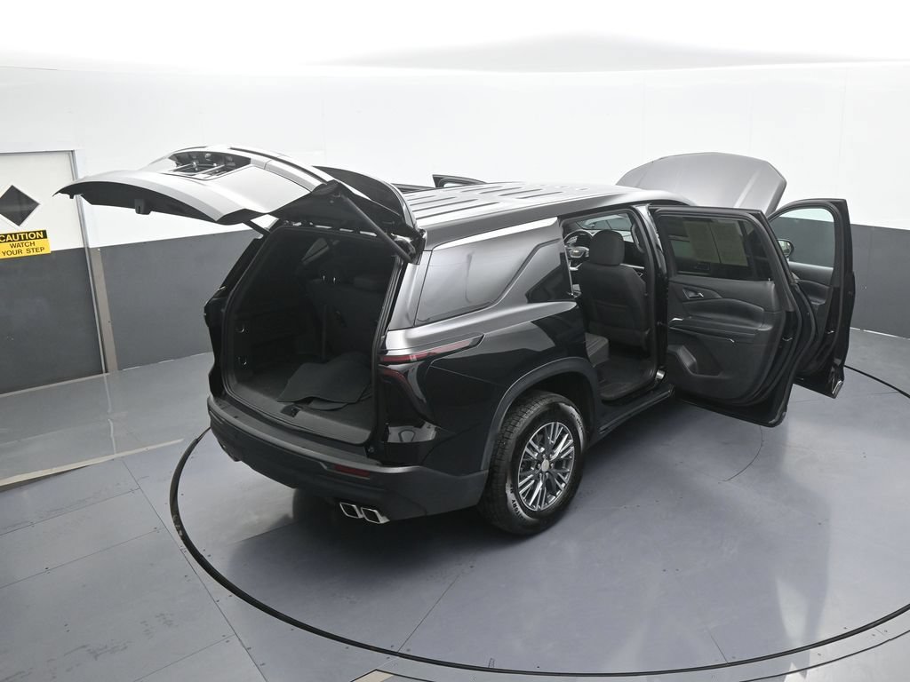 Used 2024 Chevrolet Traverse LS FWD image 77