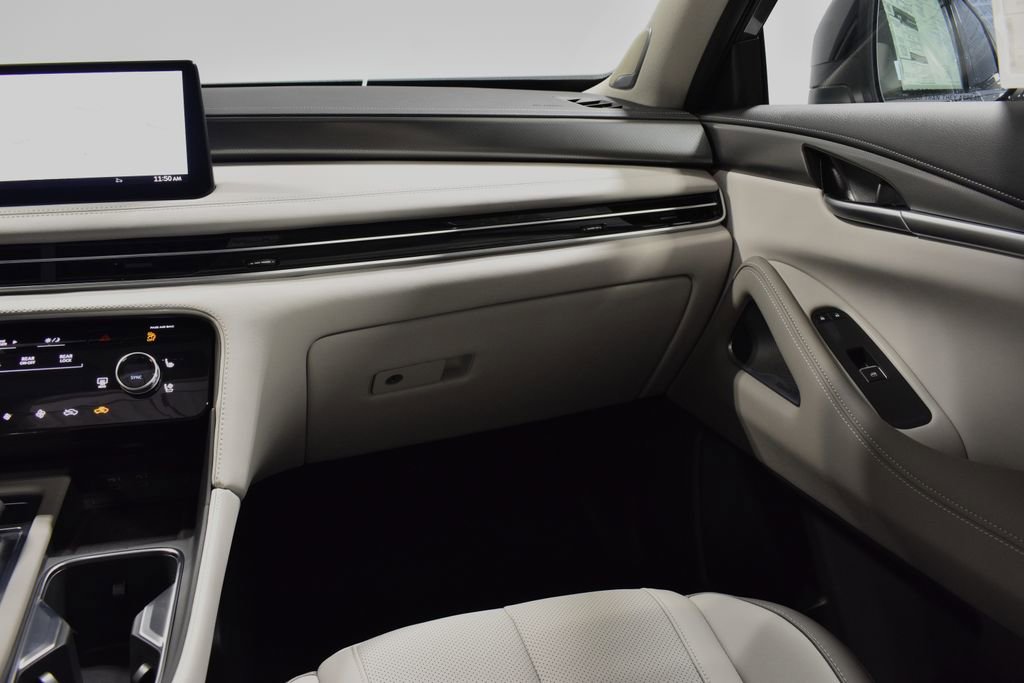 New 2026 INFINITI QX60 Luxe w/ Family Package image 13