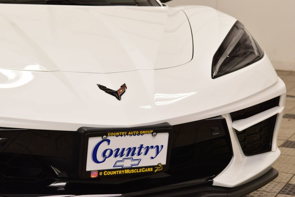 Used 2023 Chevrolet Corvette Stingray Preferred Conv w/ Z51 Performance Package RWD image 11