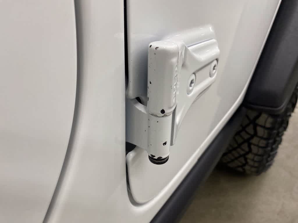 Used 2025 Jeep Wrangler Unlimited Rubicon AWD/4WD image 31