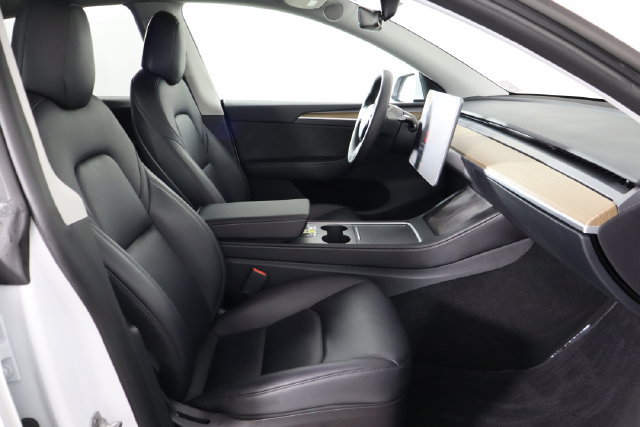 Used 2023 Tesla Model Y Performance AWD/4WD image 15