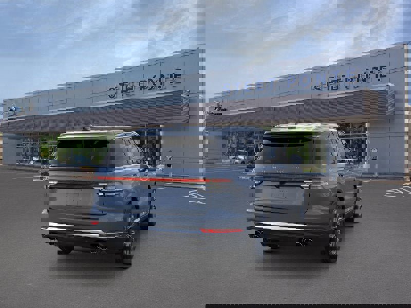 New 2026 Lincoln Aviator AWD image 8