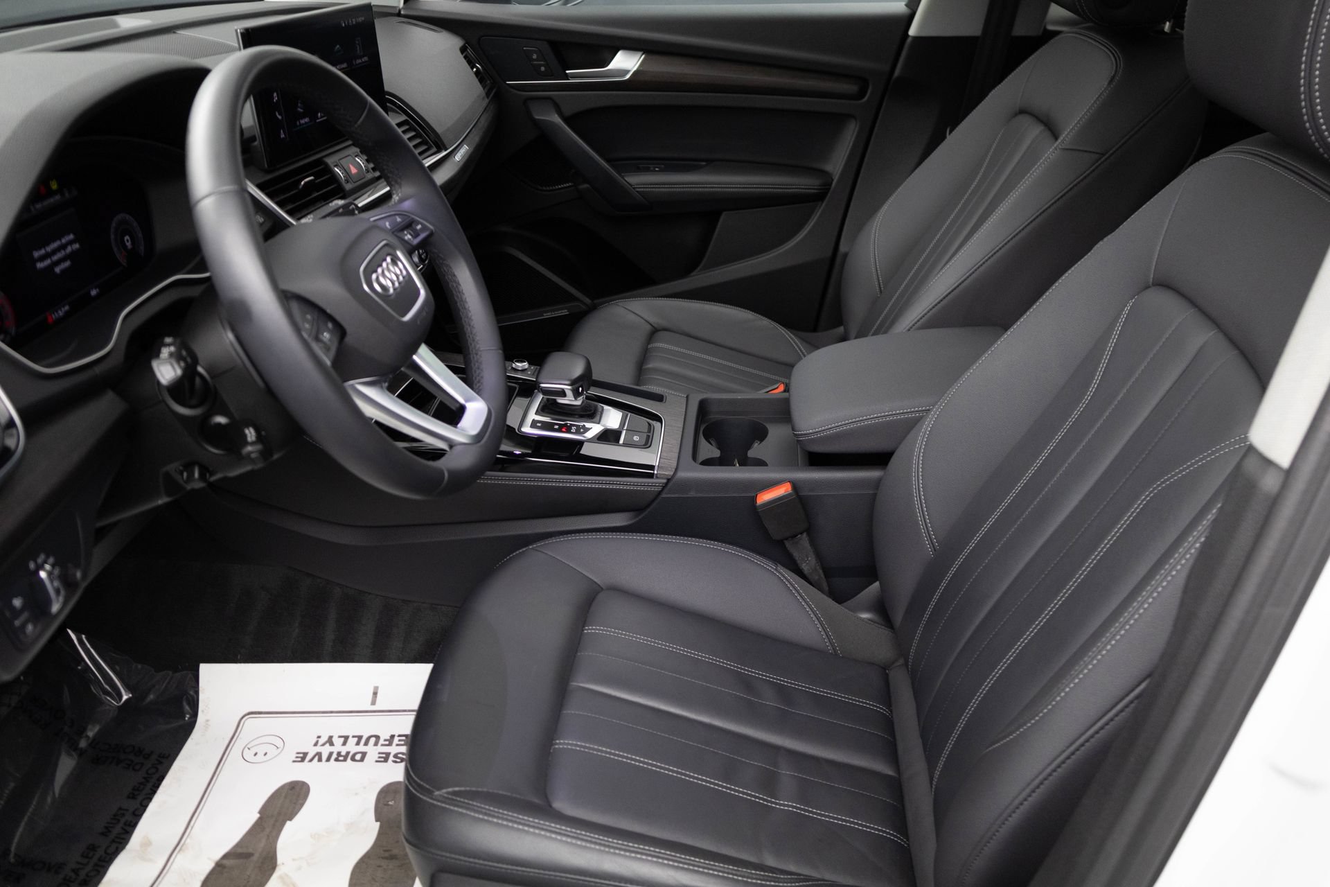 Used 2023 Audi Q5 2.0T Premium Plus w/ Premium Plus Package AWD/4WD image 19