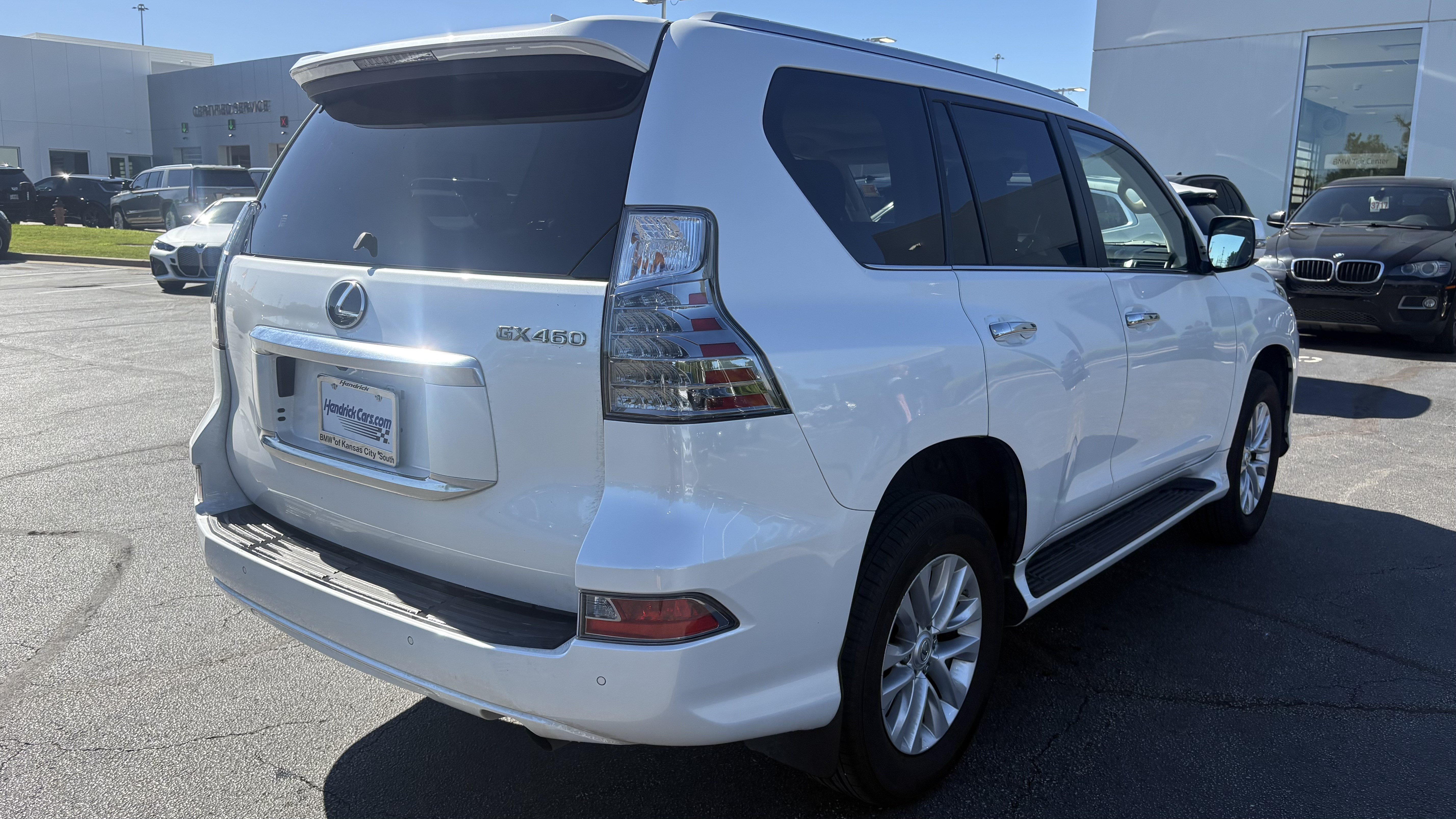 Used 2023 Lexus GX 460 Premium w/ Premium Package AWD/4WD image 10
