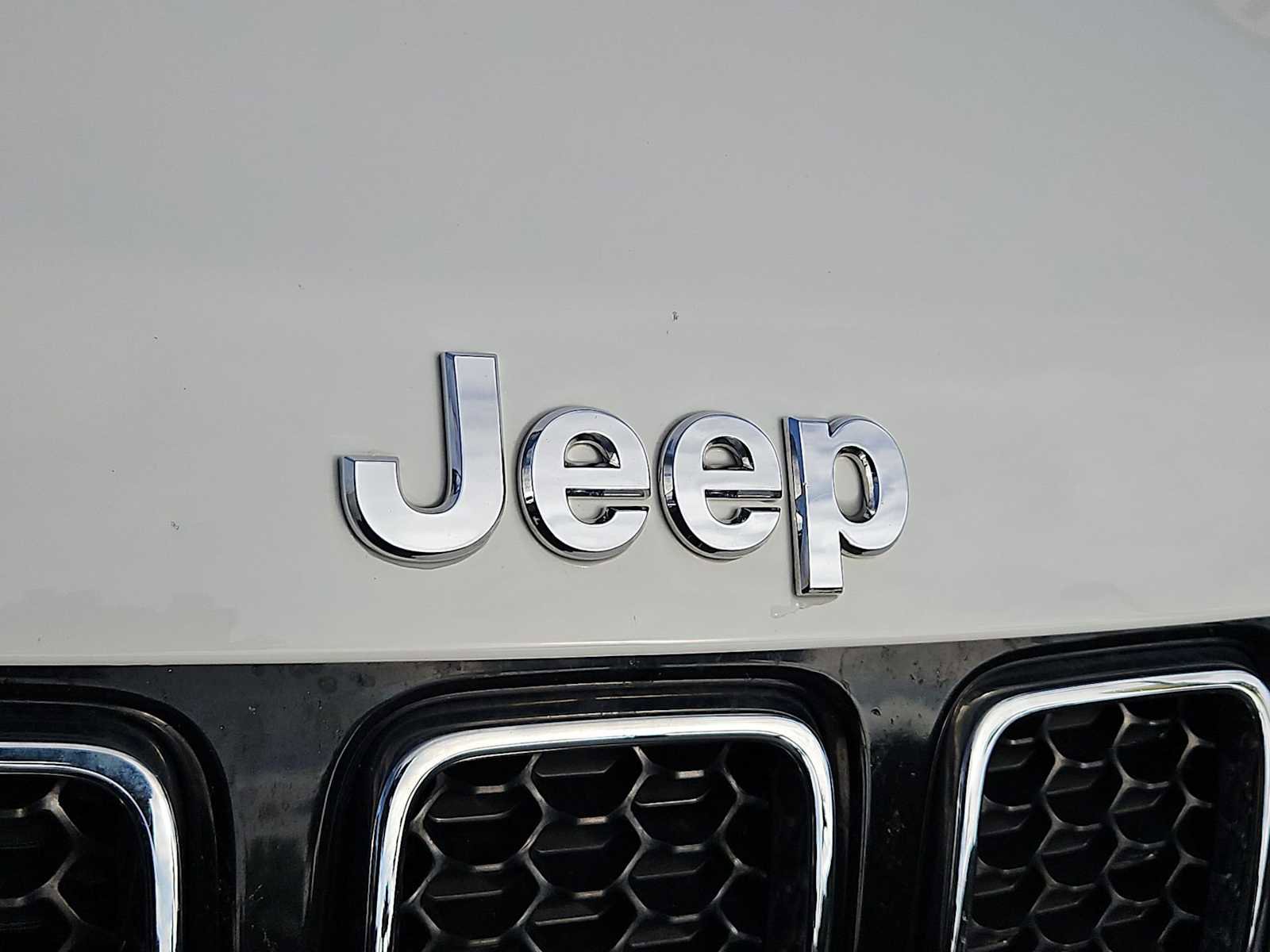 Used 2020 Jeep Compass Limited image 12