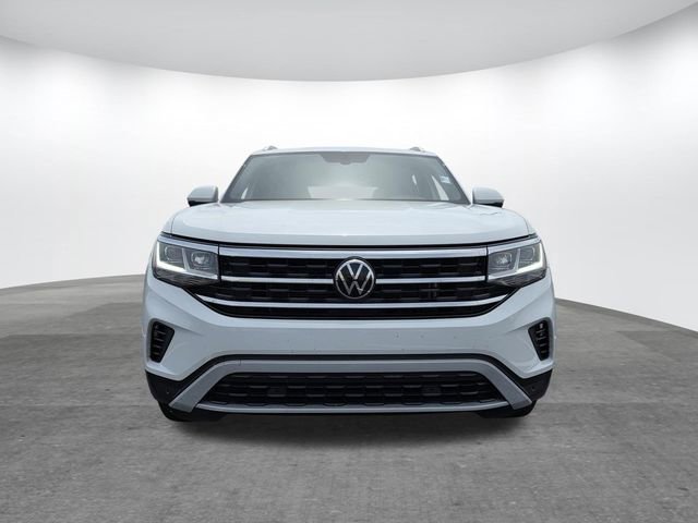 Used 2023 Volkswagen Atlas Cross Sport SE w/ Black Wheel Package FWD image 2