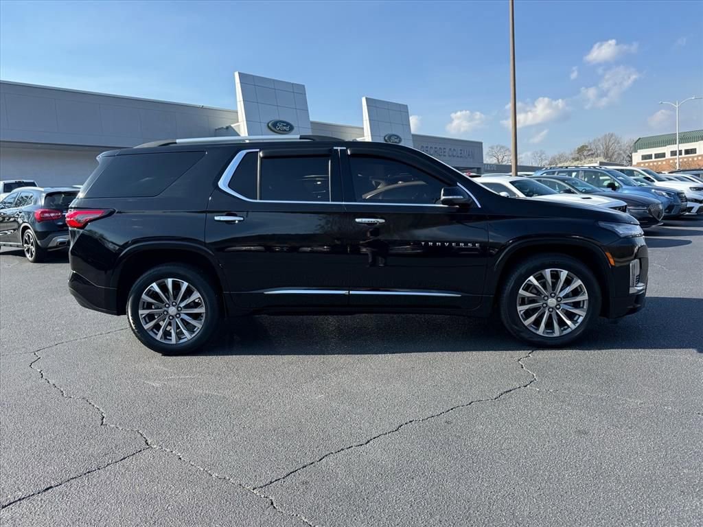 Used 2023 Chevrolet Traverse Premier image 3