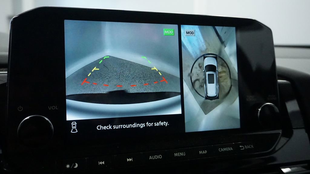 Used 2023 Nissan Pathfinder SL image 47