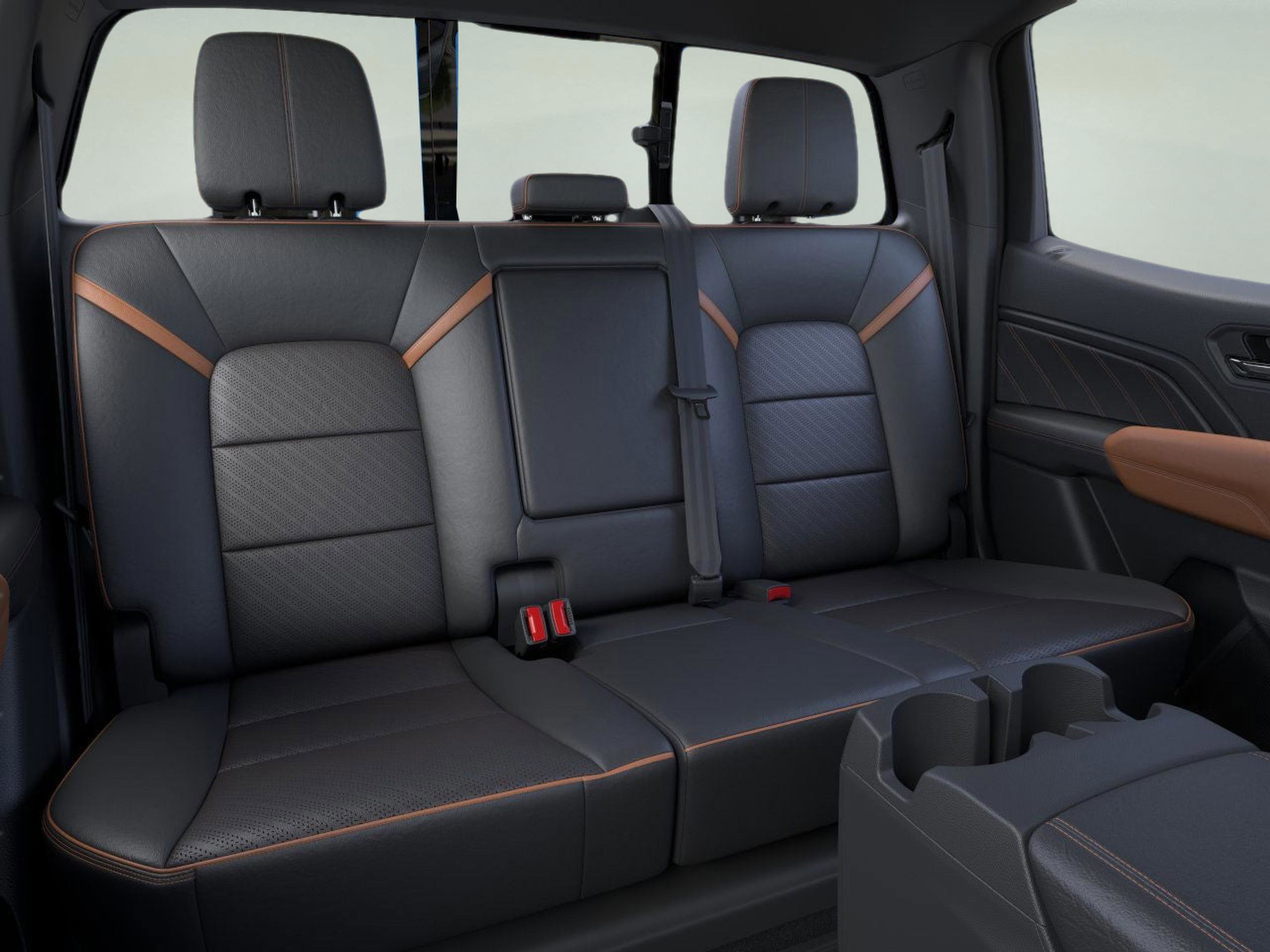 New 2026 GMC Canyon AT4 w/ Technology Plus Package image 13