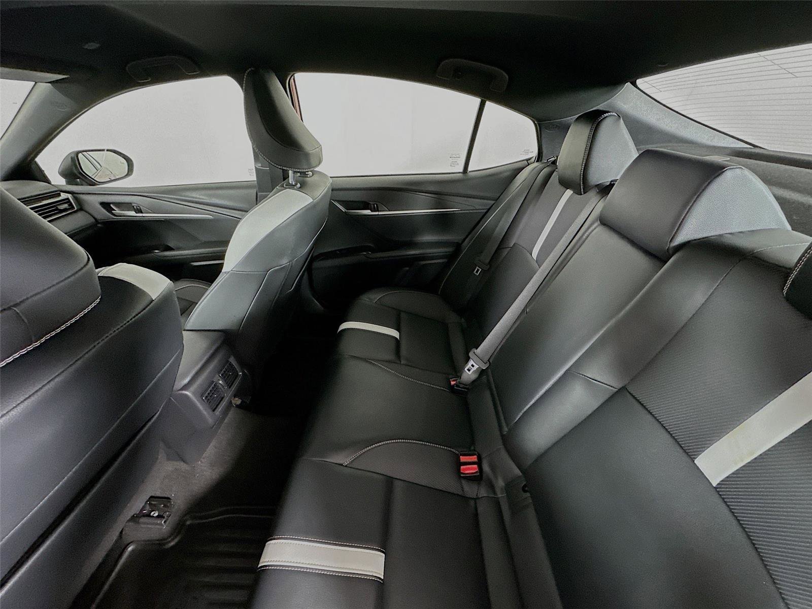 Certified 2025 Toyota Camry SE image 11