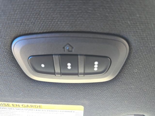 Used 2025 RAM 2500 Laramie AWD/4WD image 25