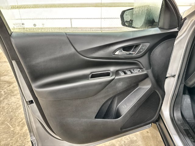 Used 2020 Chevrolet Equinox LT AWD/4WD image 22