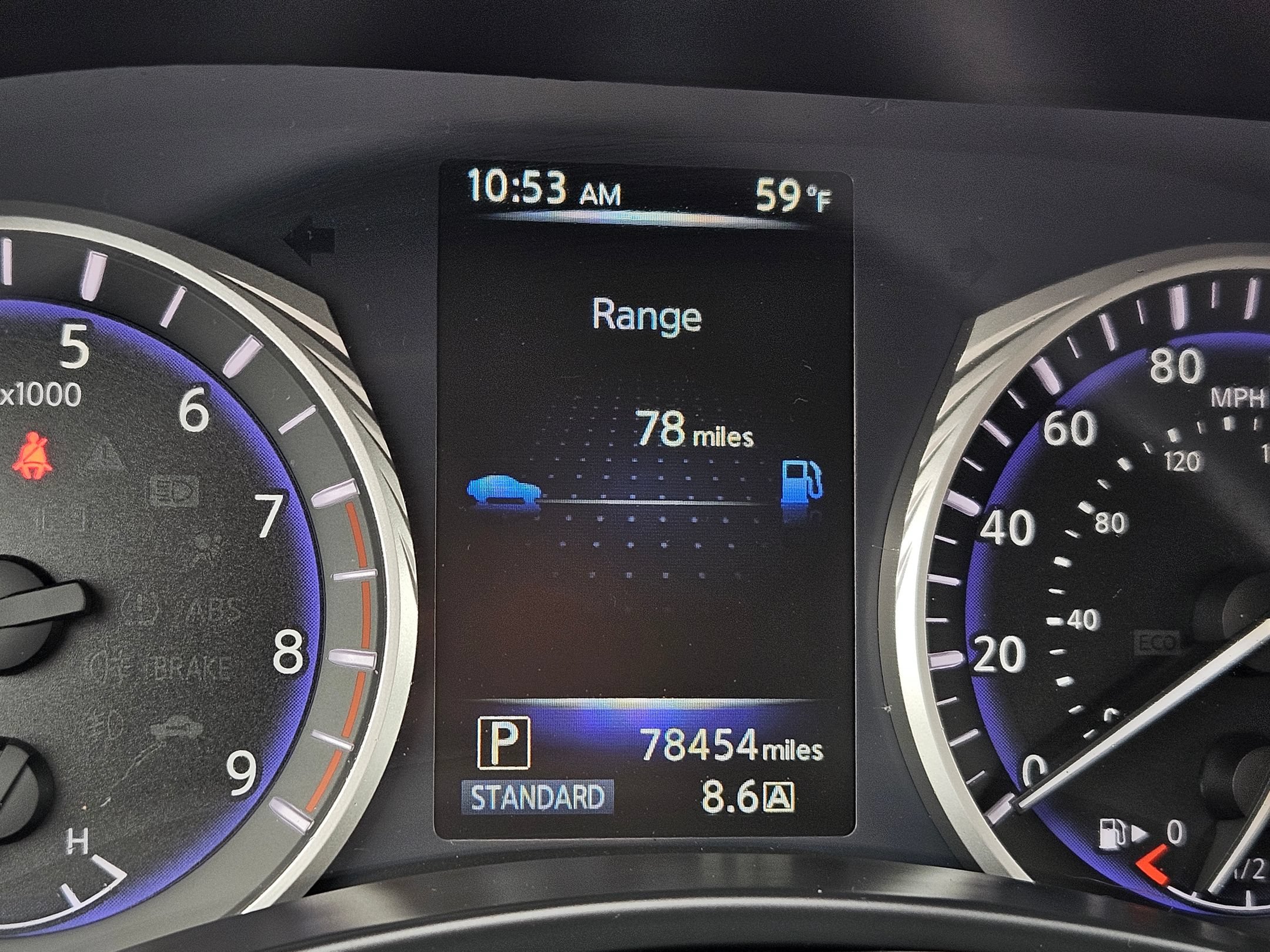 Used 2017 INFINITI Q50 Signature Edition w/ All Weather Package (L93) AWD/4WD image 14