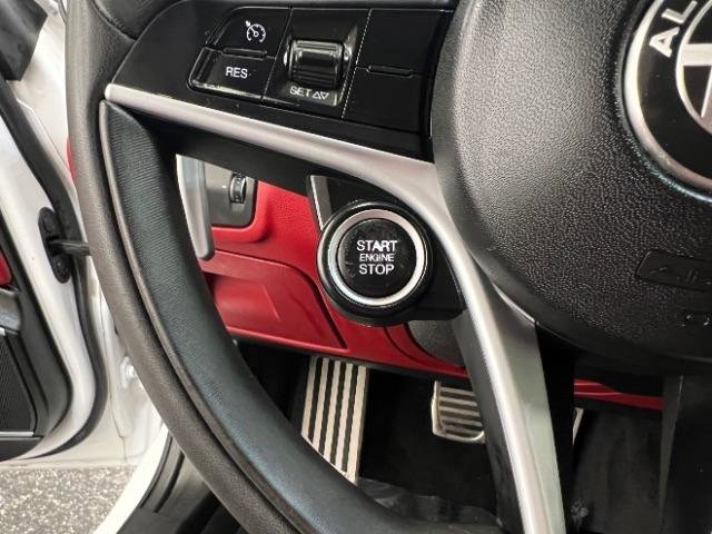 Used 2019 Alfa Romeo Giulia Ti Sport w/ Quick Order Package 22U Sport RWD image 25