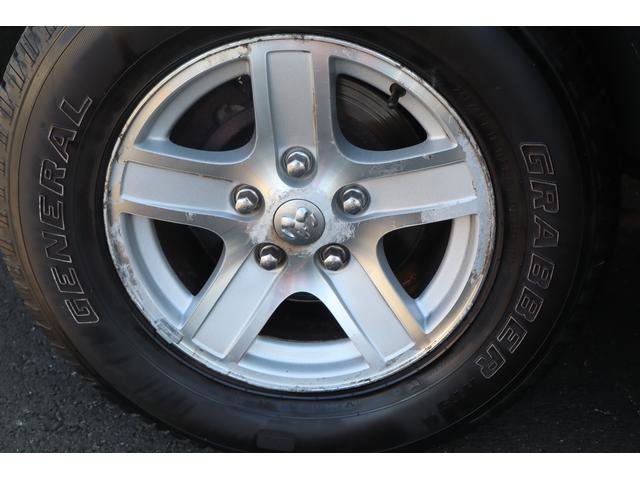 Used 2005 Dodge Durango SLT AWD/4WD image 16