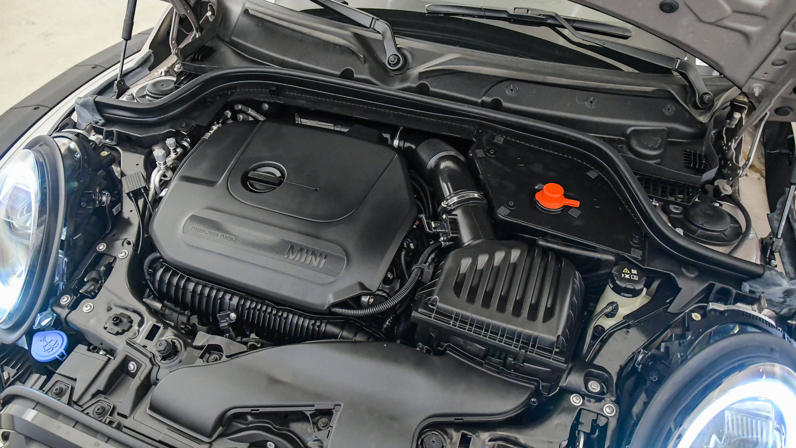Certified 2024 MINI Cooper S FWD image 28