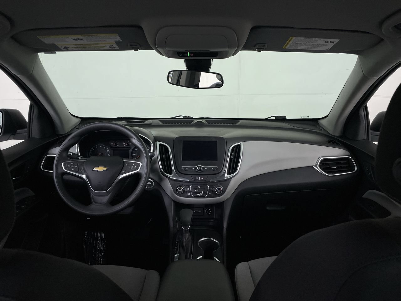 Used 2022 Chevrolet Equinox LS AWD/4WD image 27