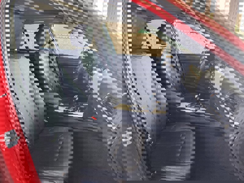 Used 2018 BMW 320i Sedan w/ Convenience Package image 60