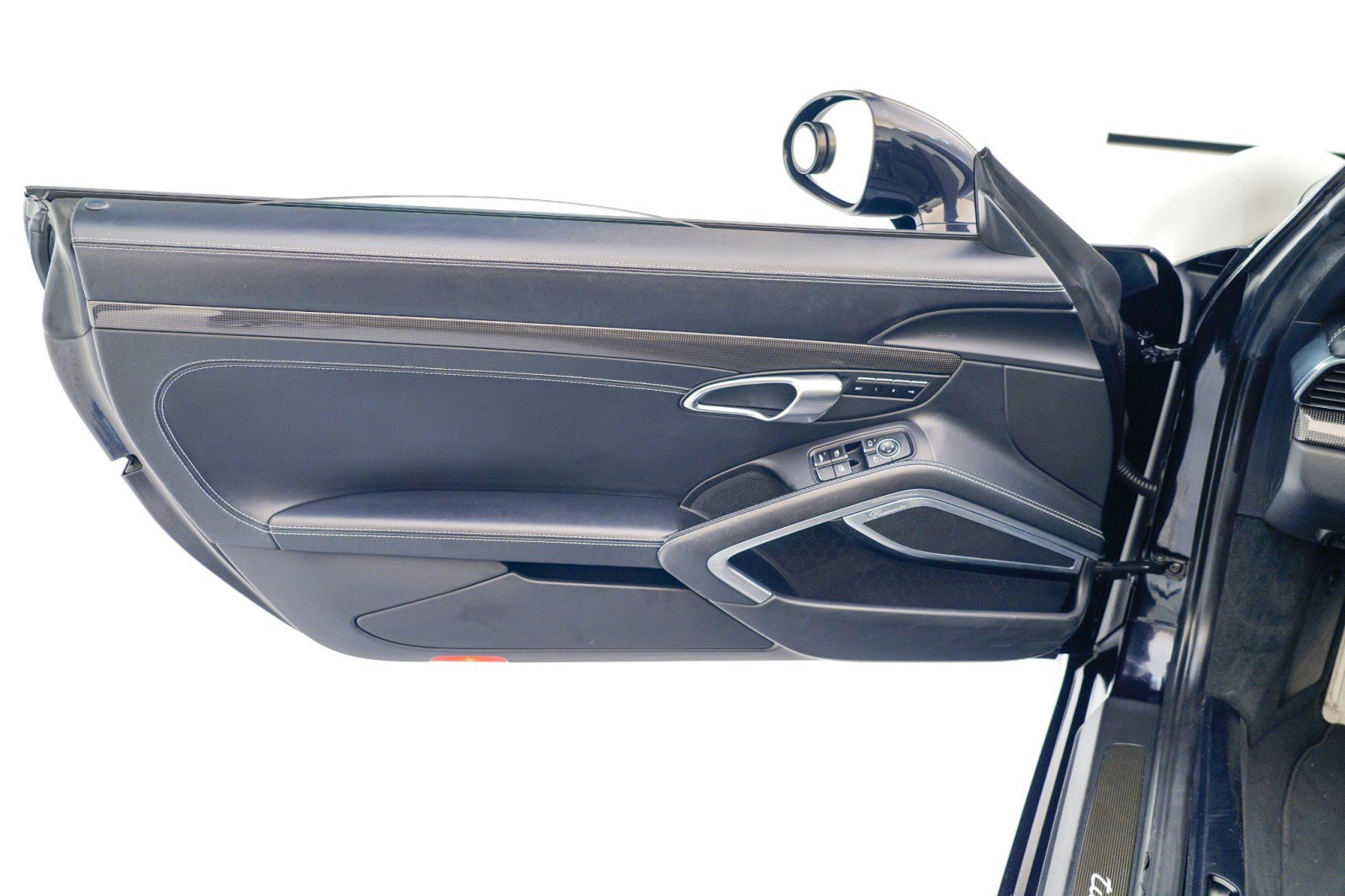 Certified 2015 Porsche 911 Turbo S AWD/4WD image 23