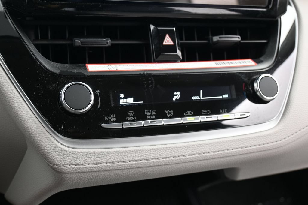 Used 2026 Toyota Corolla Cross L FWD image 19