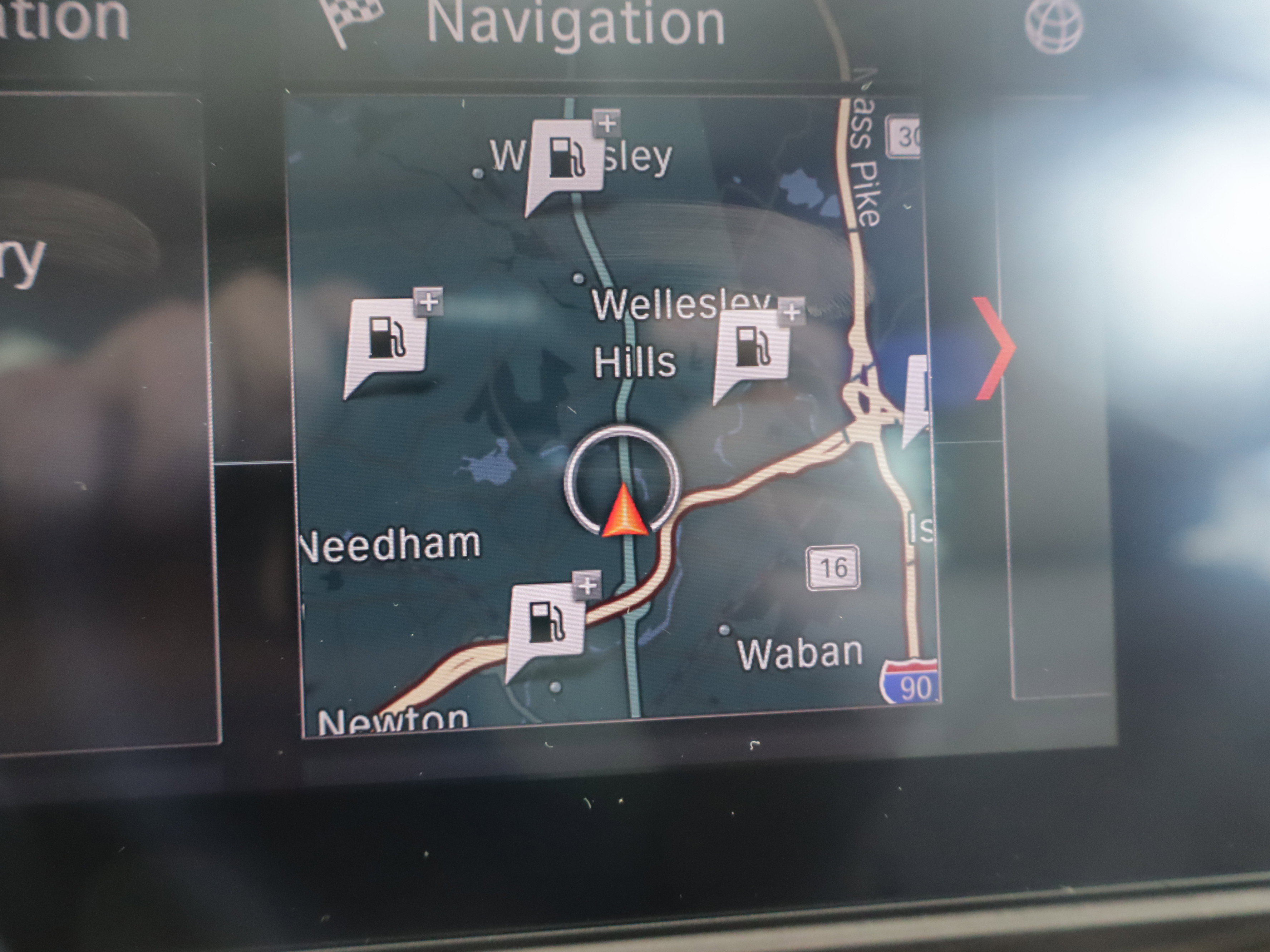 Used 2019 BMW 530i xDrive w/ Convenience Package image 4