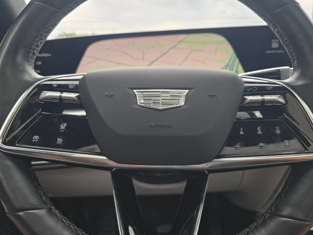 Certified 2025 Cadillac Lyriq Luxury w/ LPO, Floor Liner Package AWD/4WD image 30