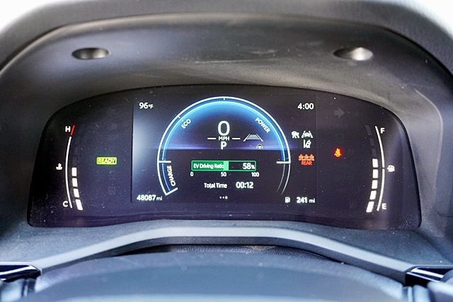 Used 2025 Toyota Camry SE FWD image 32