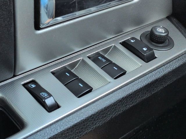 Used 2016 Ford Expedition EL XLT w/ Equipment Group 202A RWD image 31